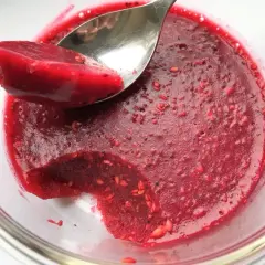Ile kcal ma galaretka malinowa? Zaskakujące wartości kaloryczne!