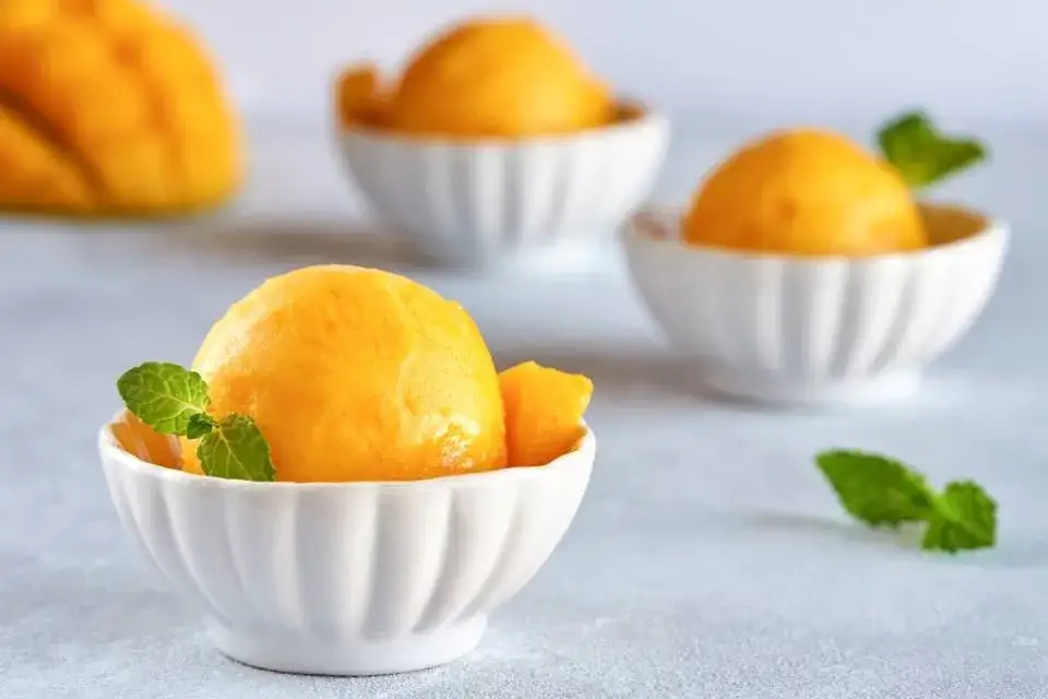 Zdjęcie Jak zrobić sorbet owocowy w prosty sposób - smaczne przepisy i porady